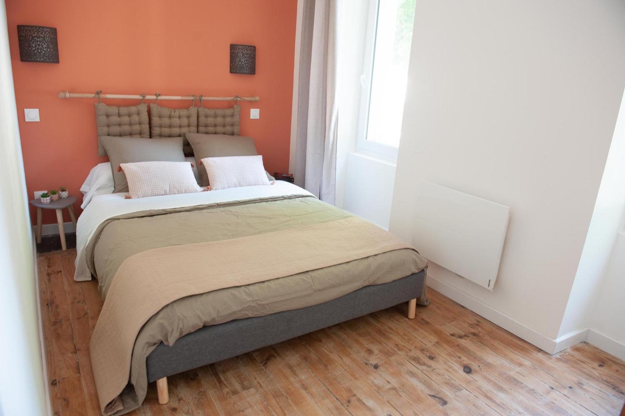 Immeuble De 3 Appartements Avec Cour Interieure Breszt Kültér fotó