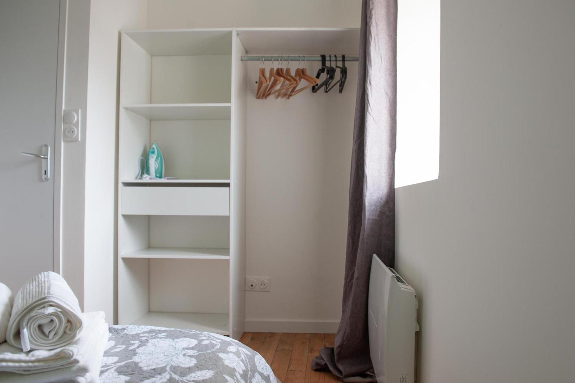 Immeuble De 3 Appartements Avec Cour Interieure Breszt Szoba fotó