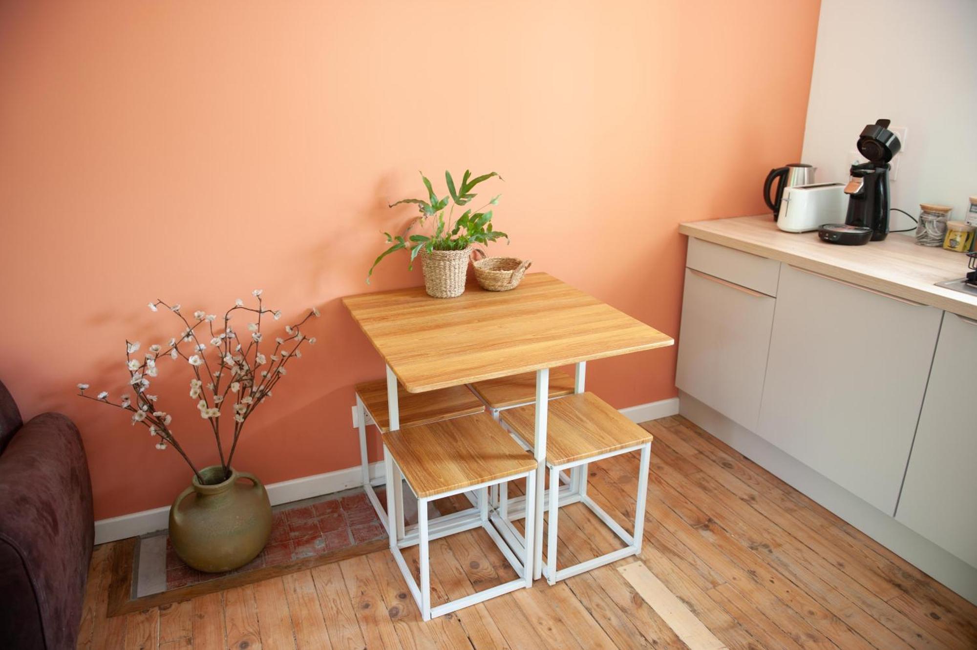 Immeuble De 3 Appartements Avec Cour Interieure Breszt Szoba fotó